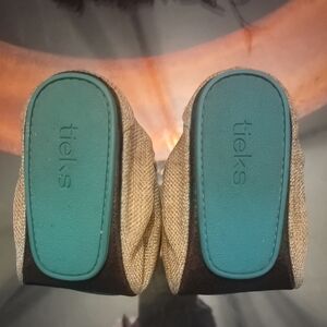 Tieks Tan and Blue Slippers Comfortable Slip-On Shoes